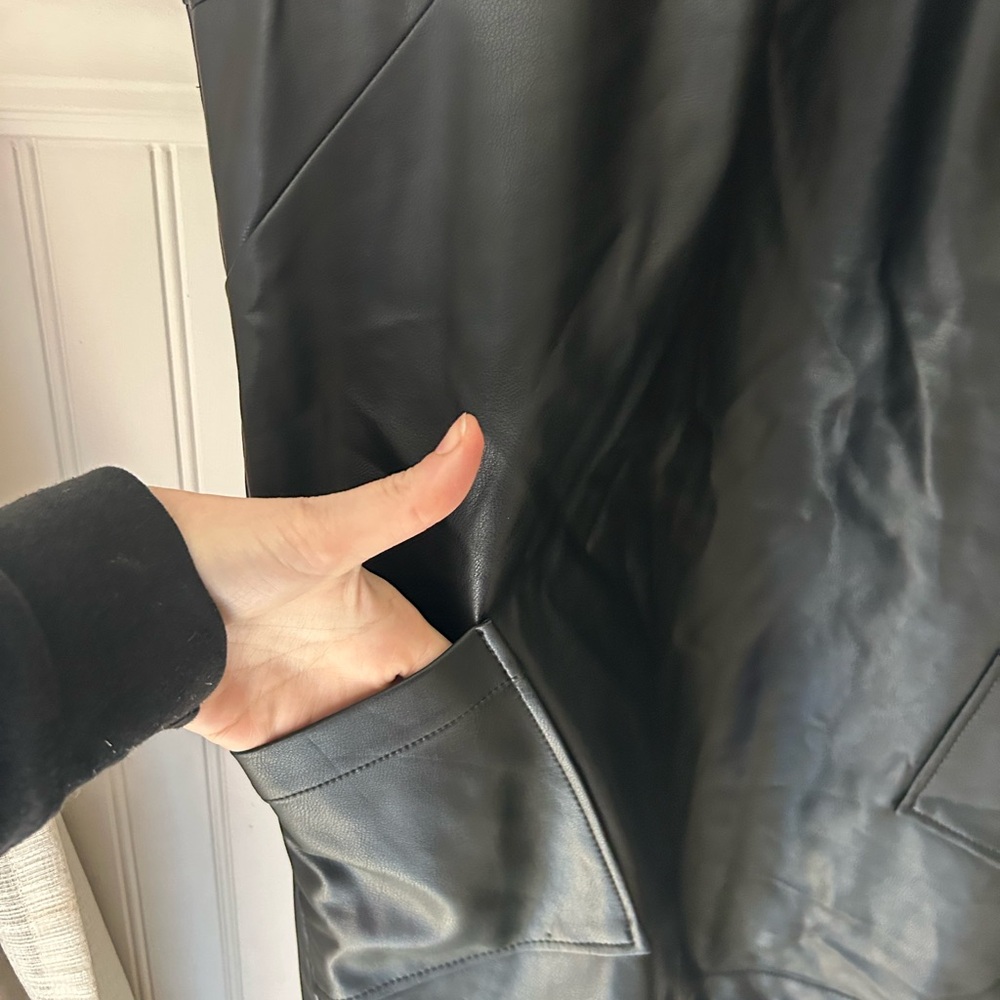⭐️ NEW Maeve Anthropologie Small Black Faux Leather Mini Dress With Pockets - Picture 10 of 13